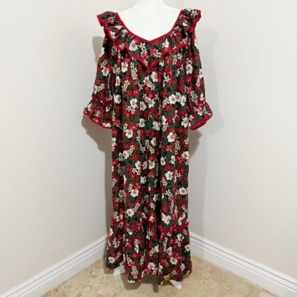 T & L Muumuu Factory Vintage Hawaiian Maxi Dress Floral Puff Sleeves Plus 2X - Picture 1 of 6